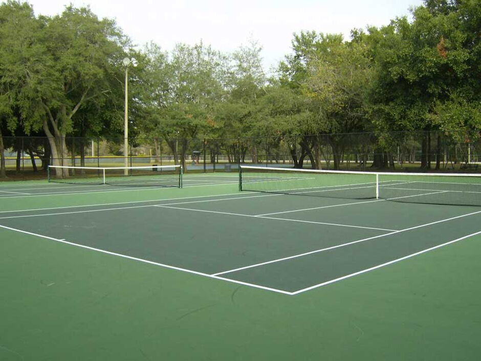 tennis court resurfacing